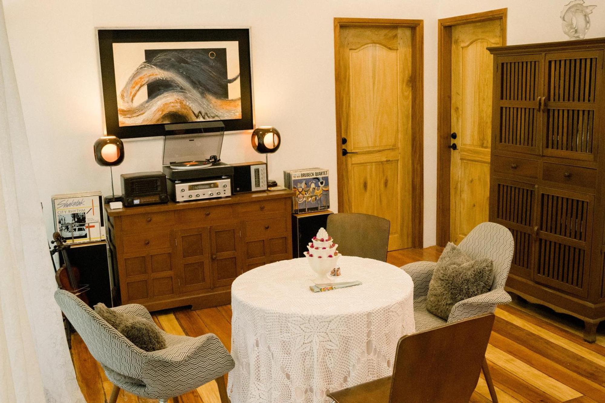 Balai Benedicere Bed & Breakfast Bacnotan Eksteriør billede